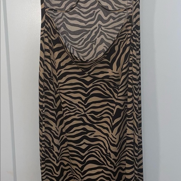 Brown zebra dress - Picture 2 of 2